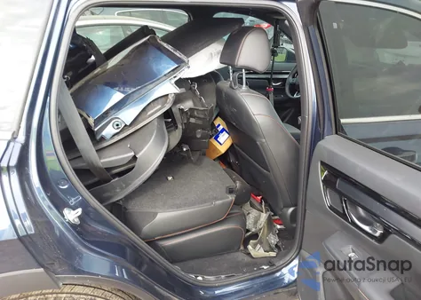 2025 Honda Cr-V Hybrid Sport Touring z USA, uszkodzony, nr VIN 7FARS6H98SE005768